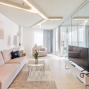 Apartment Z Widokiem Na Morze Z Aneksem Kuchennym I Basenem Ultra Marine, Kolberg